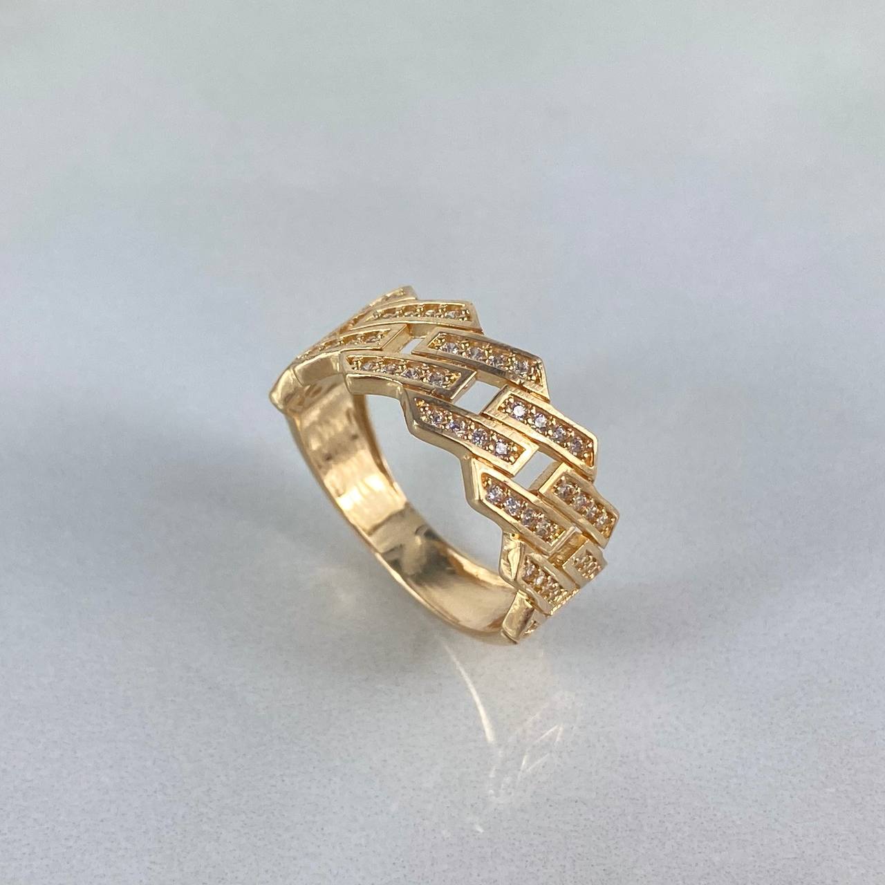 Anillo Cubano 4.3gr / T6 1/4 / Circones Blancos Oro Amarillo