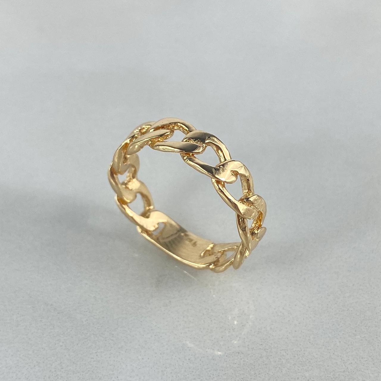 Anillo Cubano 3.05gr / T6 / Oro Amarillo