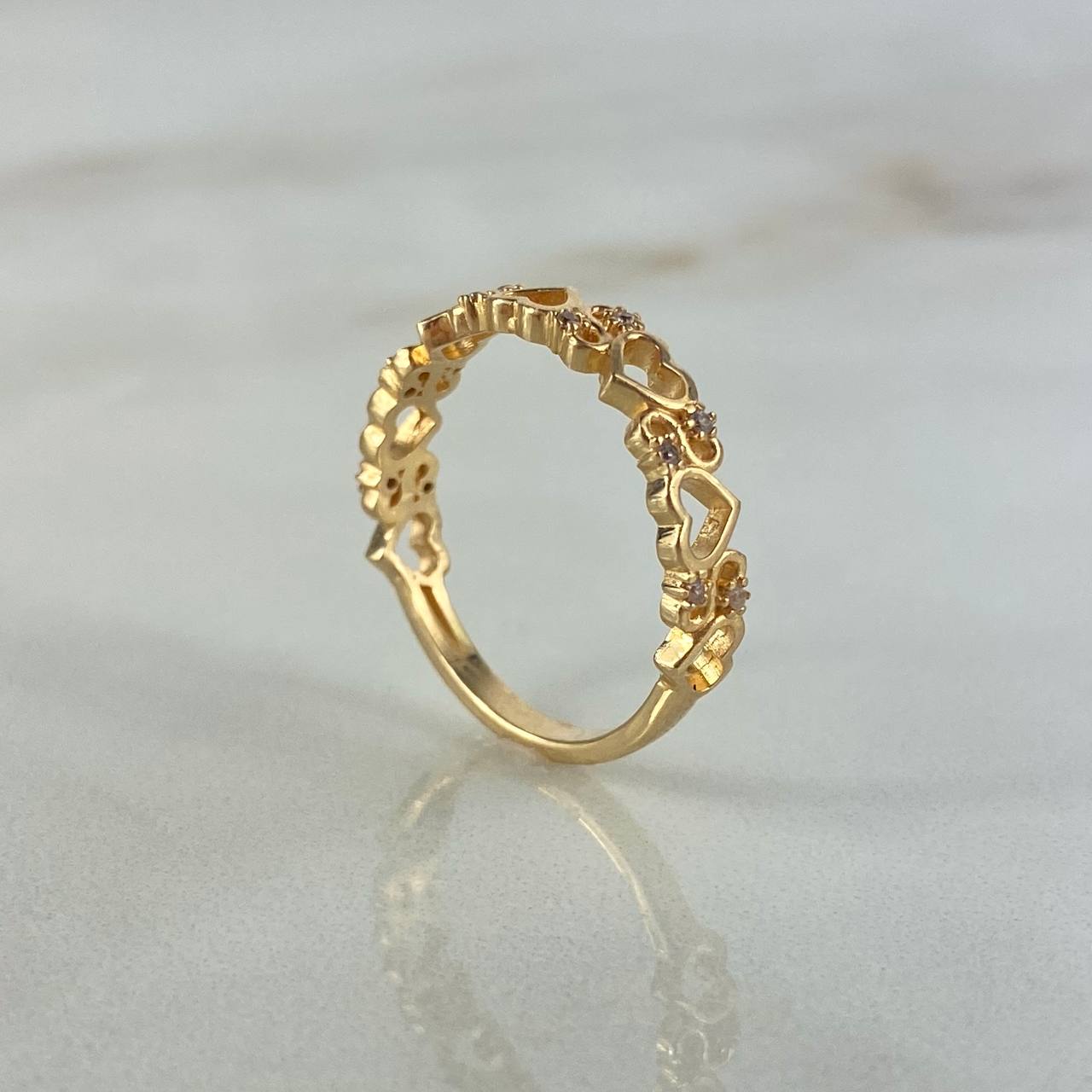 Anillo Corazones S 2.4gr / T7 / Circones Blancos Oro Amarillo