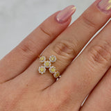 Anillo Cruz Tupida 2.1gr / T5 3/4 / Circones Blancos Amarillos Oro Amarillo