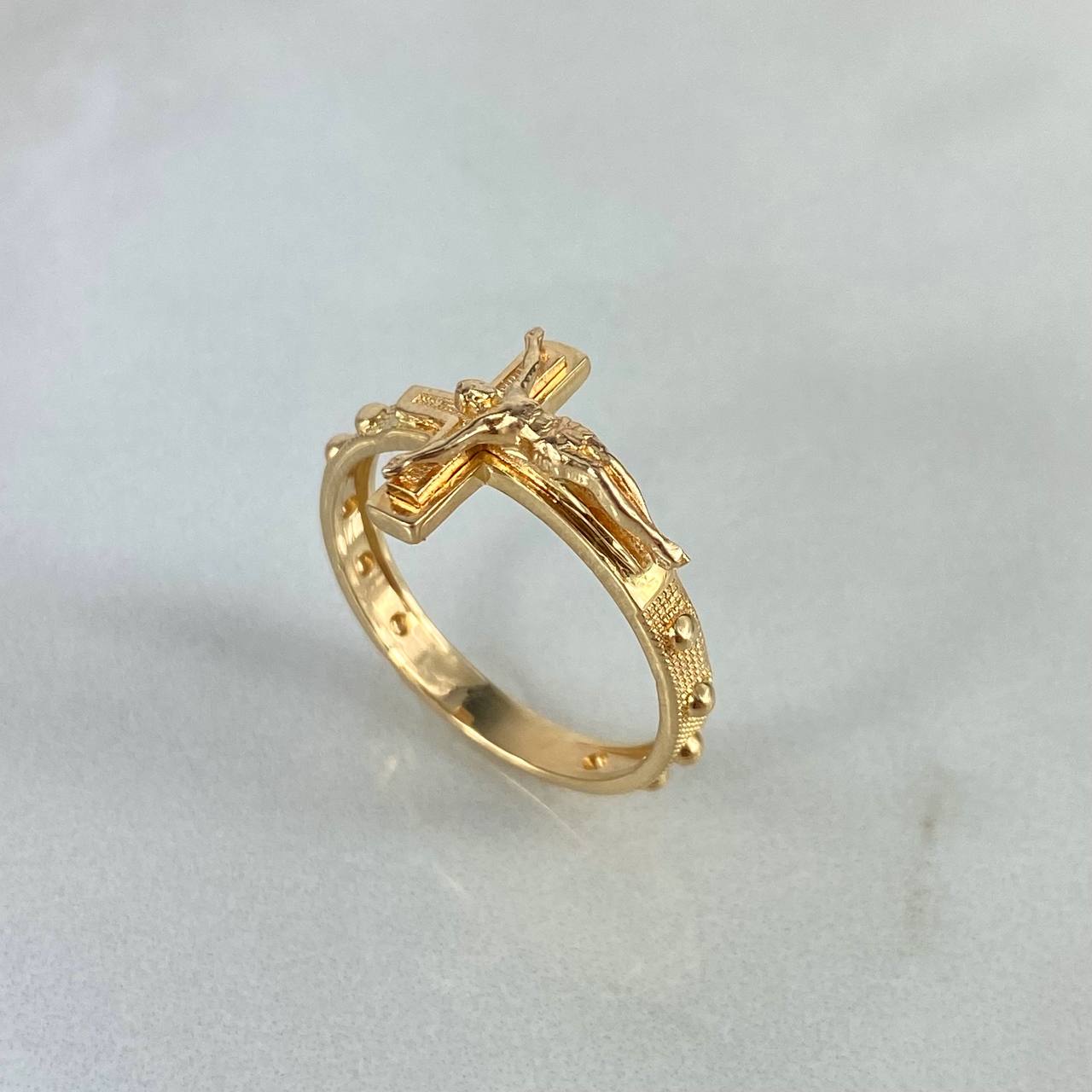 Anillo Cristo Cruz 3.15gr / T7  / Oro Amarillo