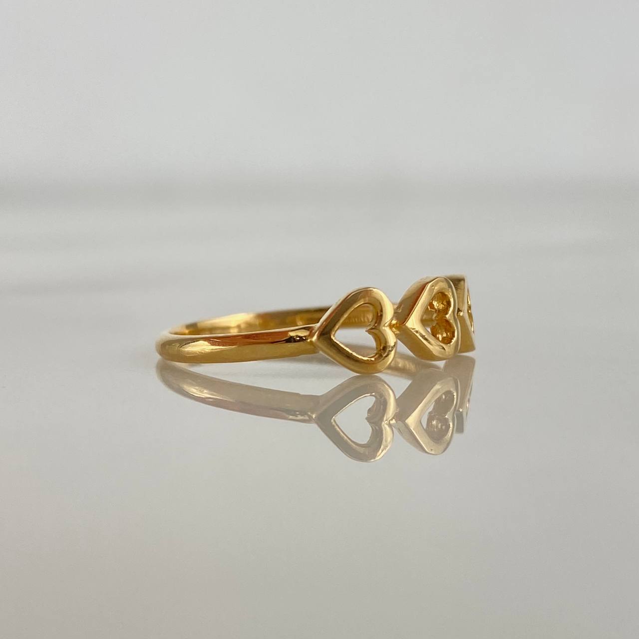 Anillo Tres Corazones 1.5gr / T6 1/2 / Oro Amarillo