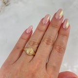 Anillo Sello Corona RX 2.55gr / T7 1/4 / Circones Blancos Oro Amarillo