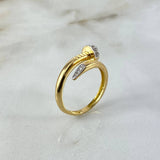 Anillo Clavo CT 3.7gr / T7 1/4 / Circones Blancos Dos Oros Amarillo Blanco