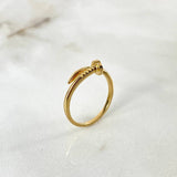 Anillo Clavo CT 2.4gr / T4 3/4 / Oro Amarillo