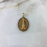 Dije Virgen Guadalupe 3.7gr / 3.4cm / Circones Blancos-Negros Oro Amarillo