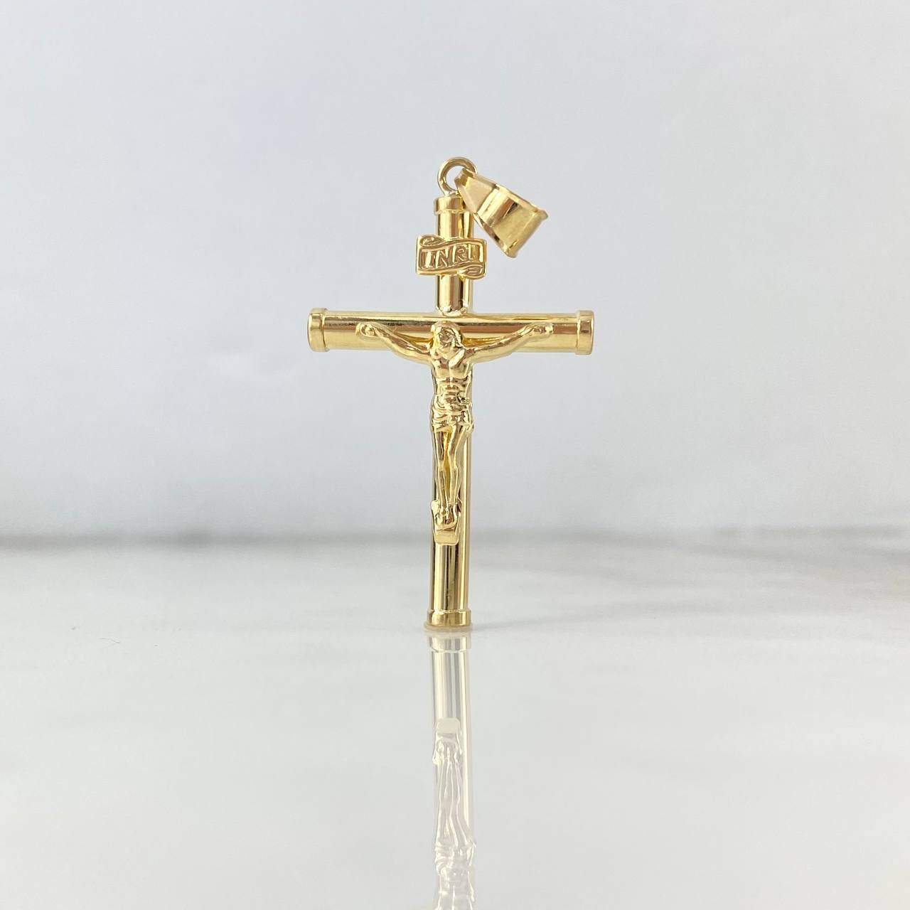 Dije Cruz Cristo 1.7gr / 4.4cm / Baston Liso Oro Amarillo