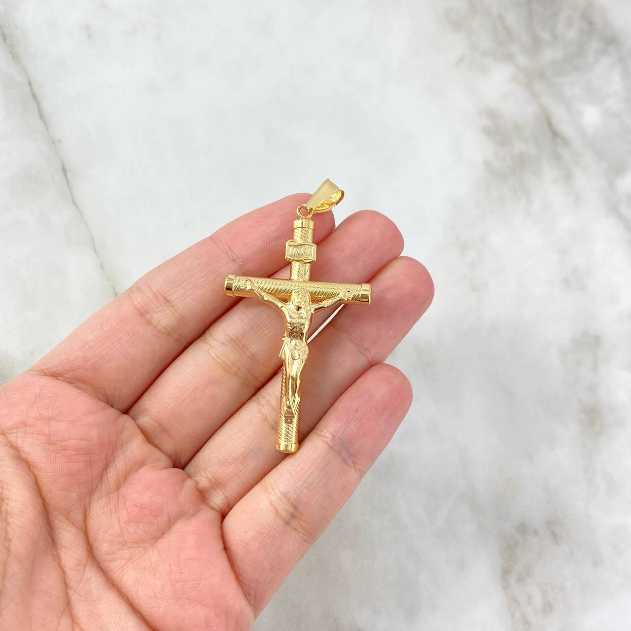 Dije Cristo Cruz 3.1gr / 5.6cm / Baston Atornillado Oro Amarillo