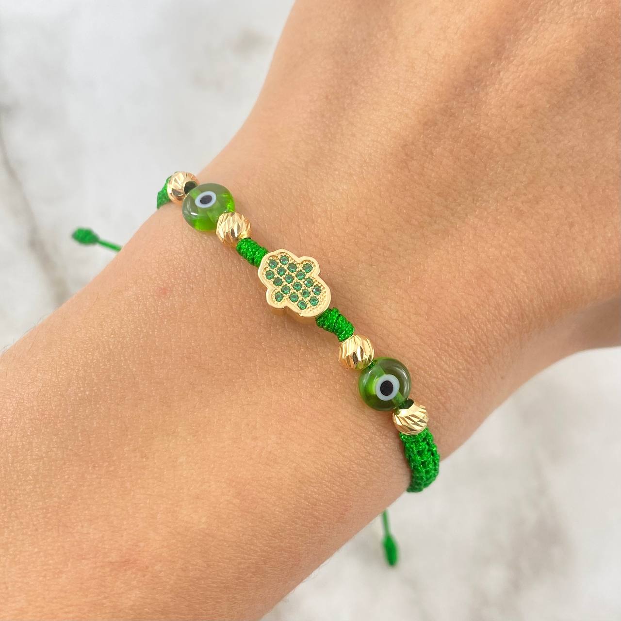 Pulsera Verde Hamsa Tridimensional 1.4gr / 4mm Bolas Diamantadas 4 und Circones Verdes Oro Amarillo *