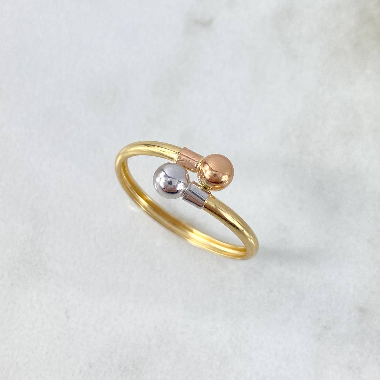 Anillo Tu y Yo 1.15gr / T6 1/4 / 4mm Bolas Tres Oros