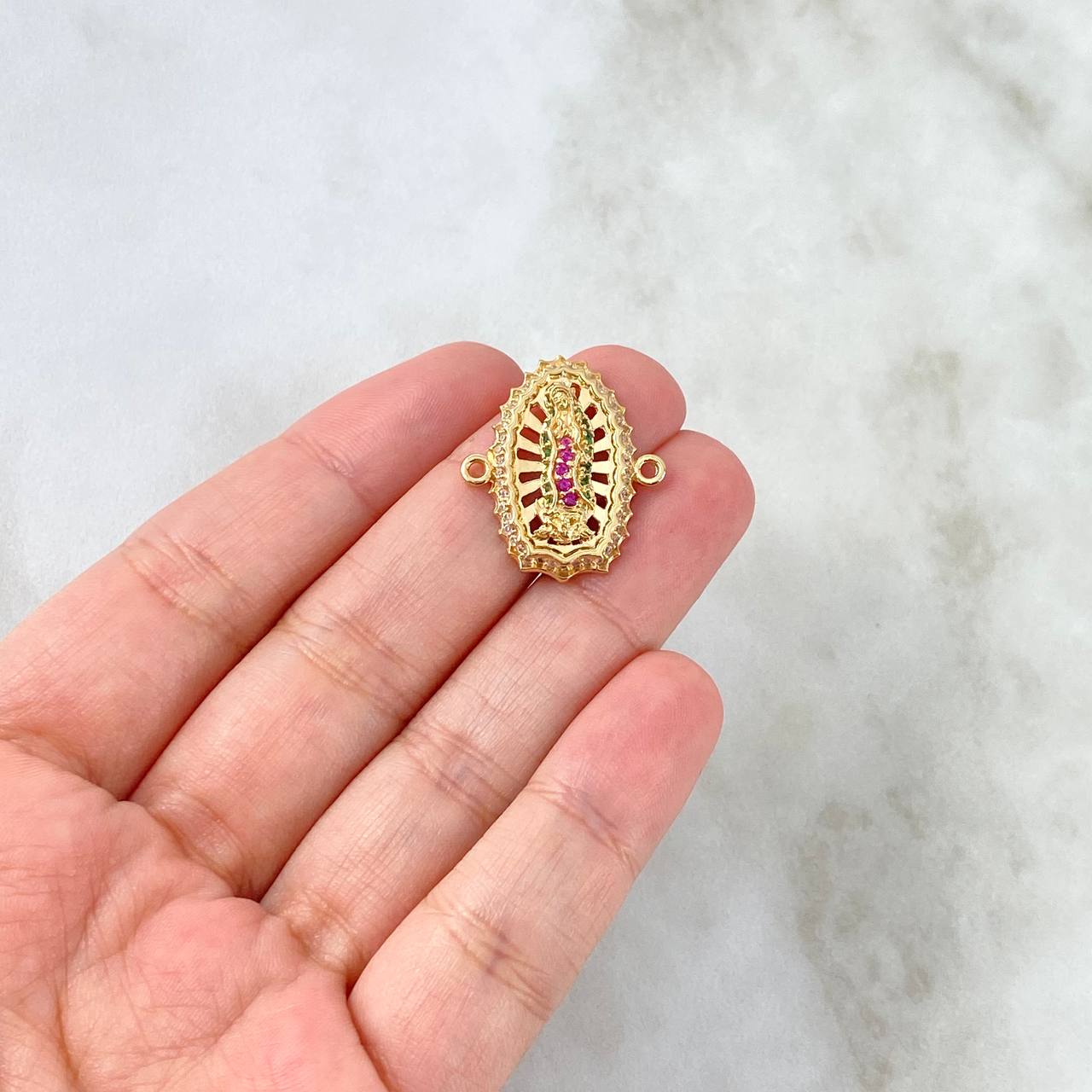 Herraje Virgen Guadalupe 4.65gr / 2cm / Circones Blancos-Verdes-Fucsias Oro Amarillo