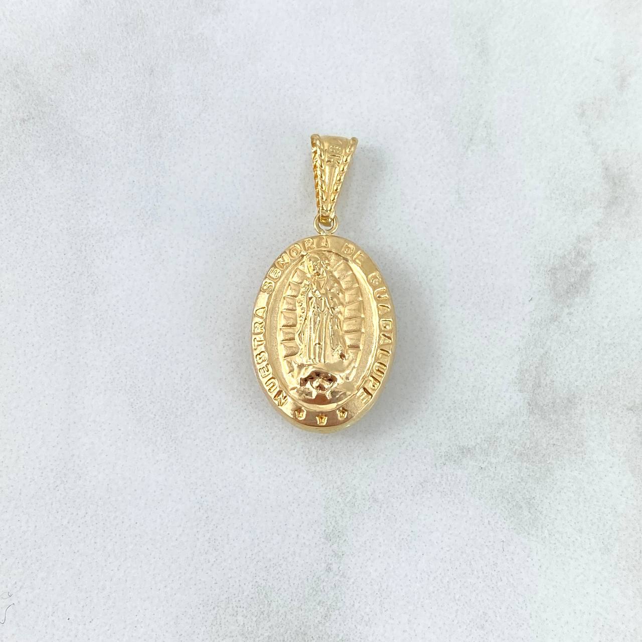 Dije Virgen Guadalupe 1.7gr / 3cm / Troquelada Oro Amarillo