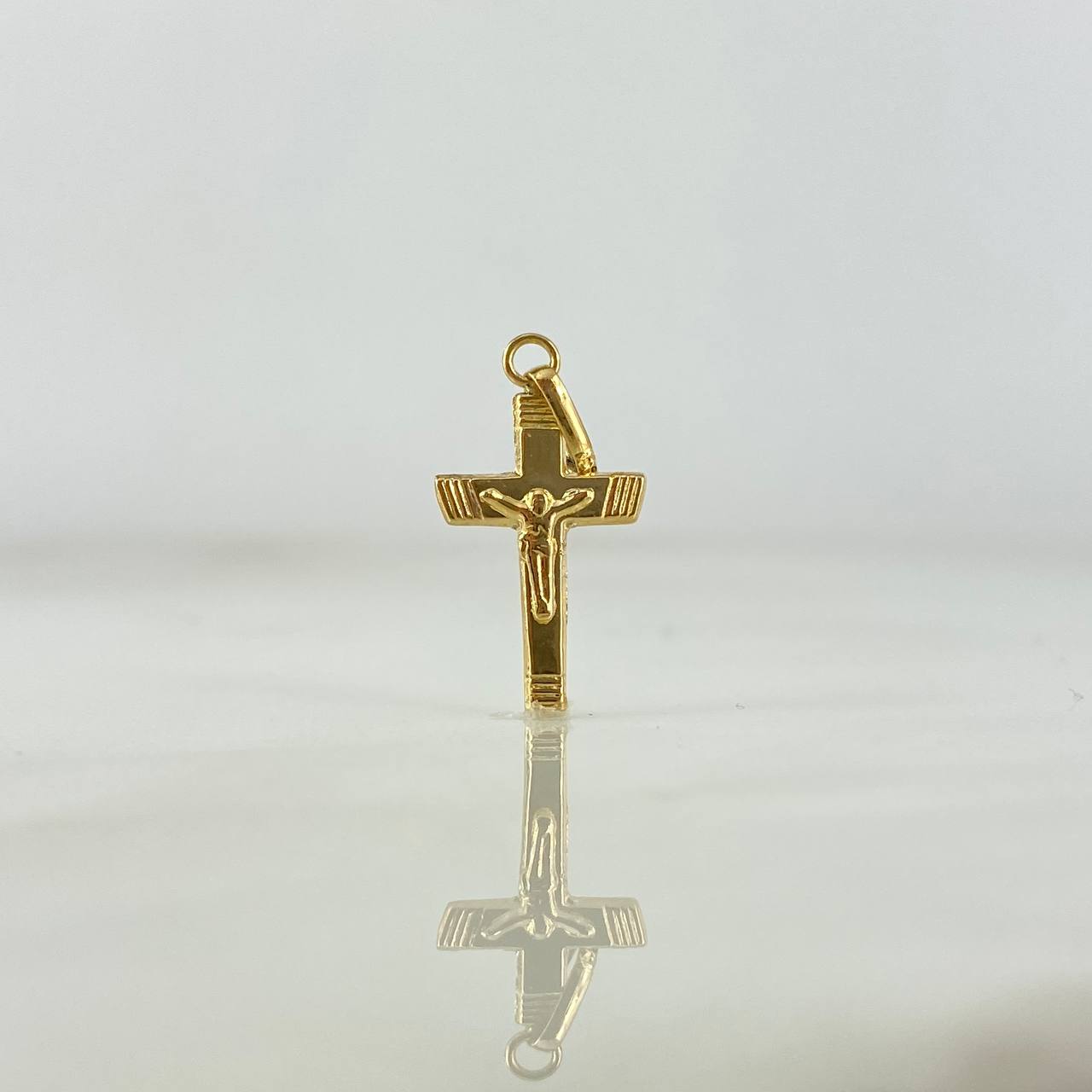 Dije Cruz Cristo 0.4gr / 2.3cm / Borde Rayado Oro AmarilloႣ