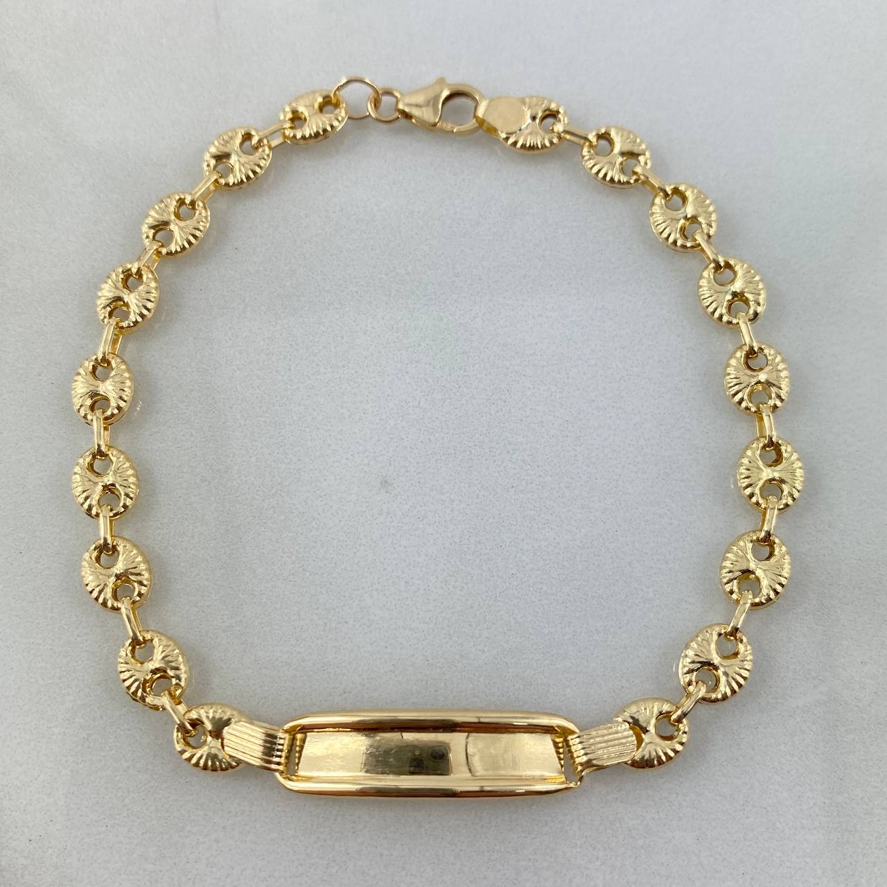 Pulso GC 4.25gr / 18cm / 5mm Placa Niño Rectangular Bordeada Lisa Diamantado Oro AmarilloႣ