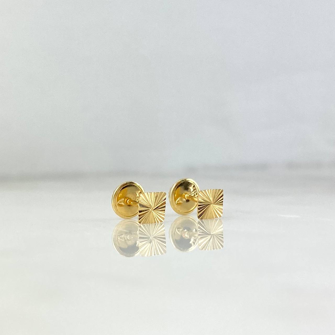 Topos Cuadrado 0.5gr / Diamantado Oro Amarillo ©