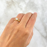 Anillo Solitario Garras Cruzadas 3.35gr / T5 1/2 / Circon Blanco Blancos Oro Amarillo