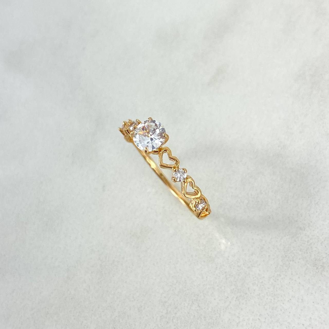 Anillo Solitario Corazones 1.25gr / T5 1/4 / Circon Blanco Blancos Oro Amarillo