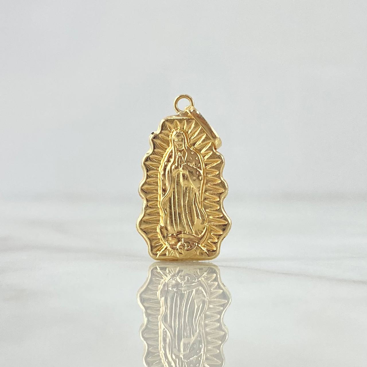 Dije Virgen Guadalupe Silueta 1.35gr / 2.6cm / Mate Liso Oro Amarillo 18K *