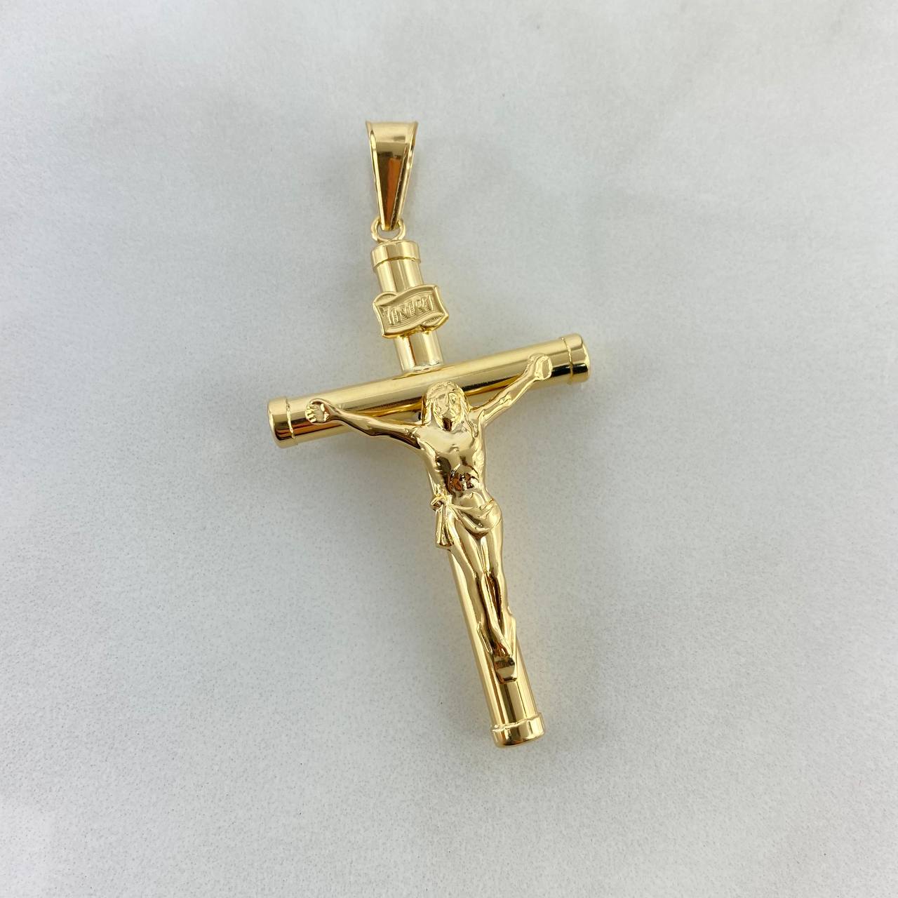 Dije Cruz Cristo 3.1gr / 5.8cm / Baston Liso Oro Amarillo©
