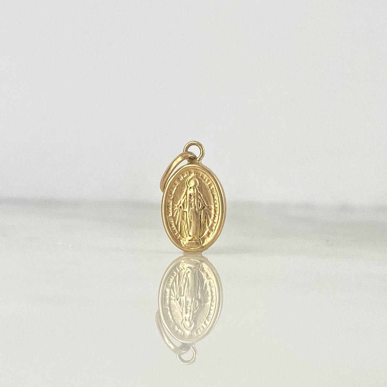 Dije Virgen Milagrosa 0.8gr / 2cm / Oro Amarillo *