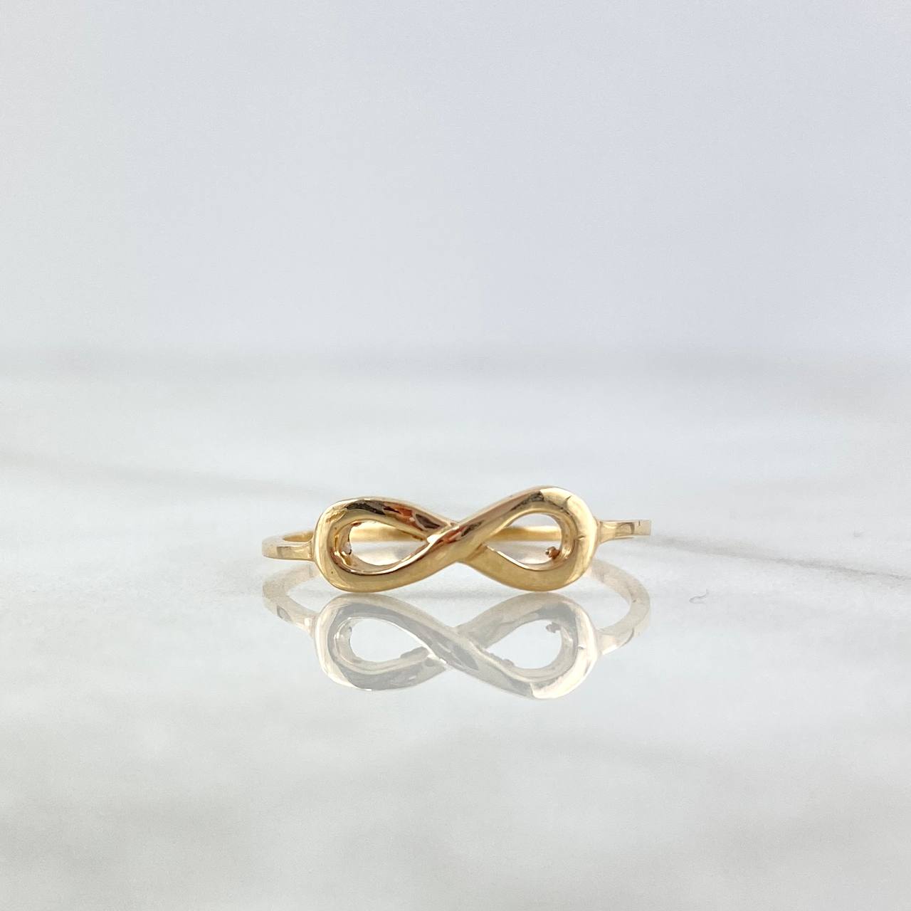 Anillo Infinito 1.05gr / T5 3/4 / Oro Amarillo