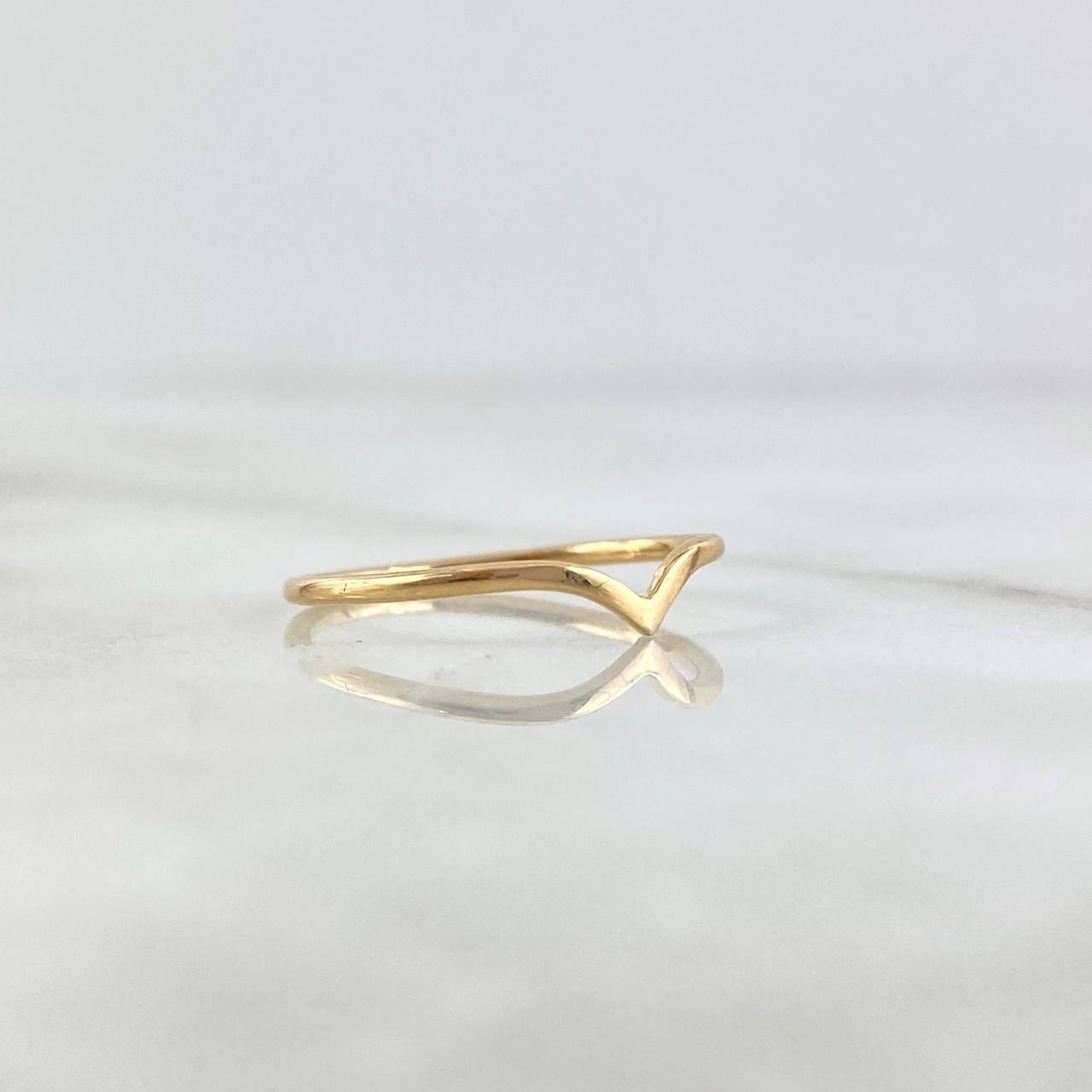 Anillo Tiara en V 0.85gr / T5 / Oro Amarillo