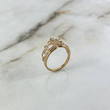 Anillo Corona Mariposa 15s 2.35gr / T6 1/4 / Circones Blancos Oro Amarillo ©