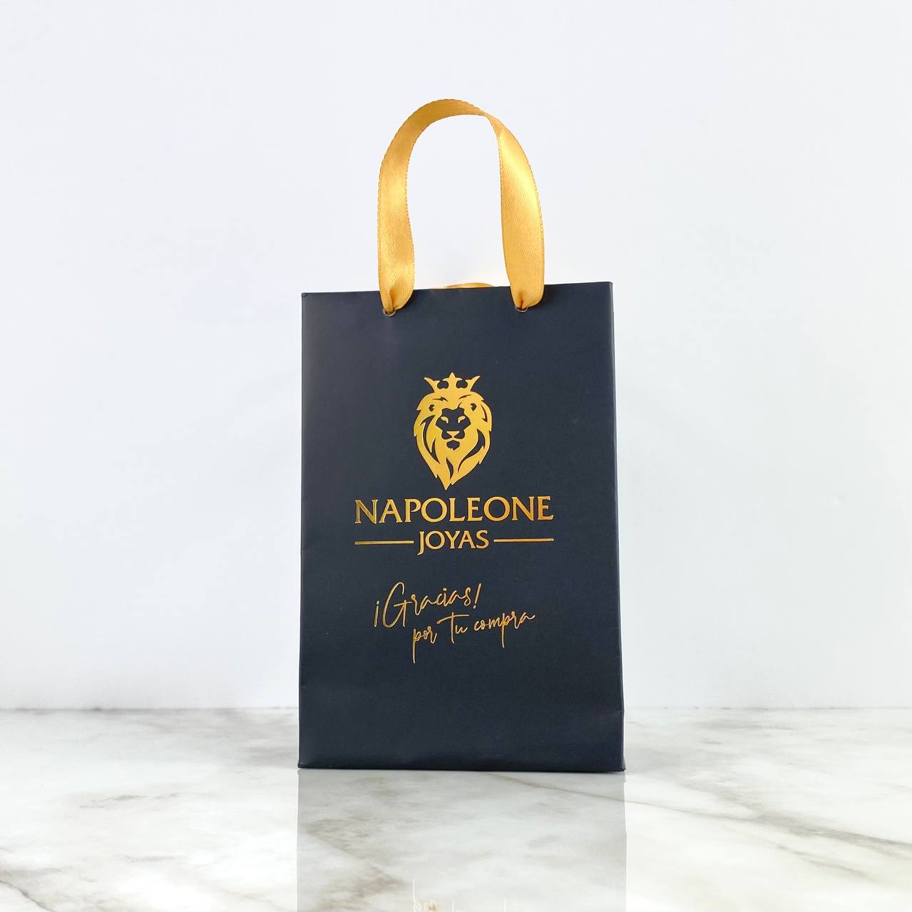 Empaque Bolsa de Regalo Pequeña (Solo disponible cuando compras un producto)