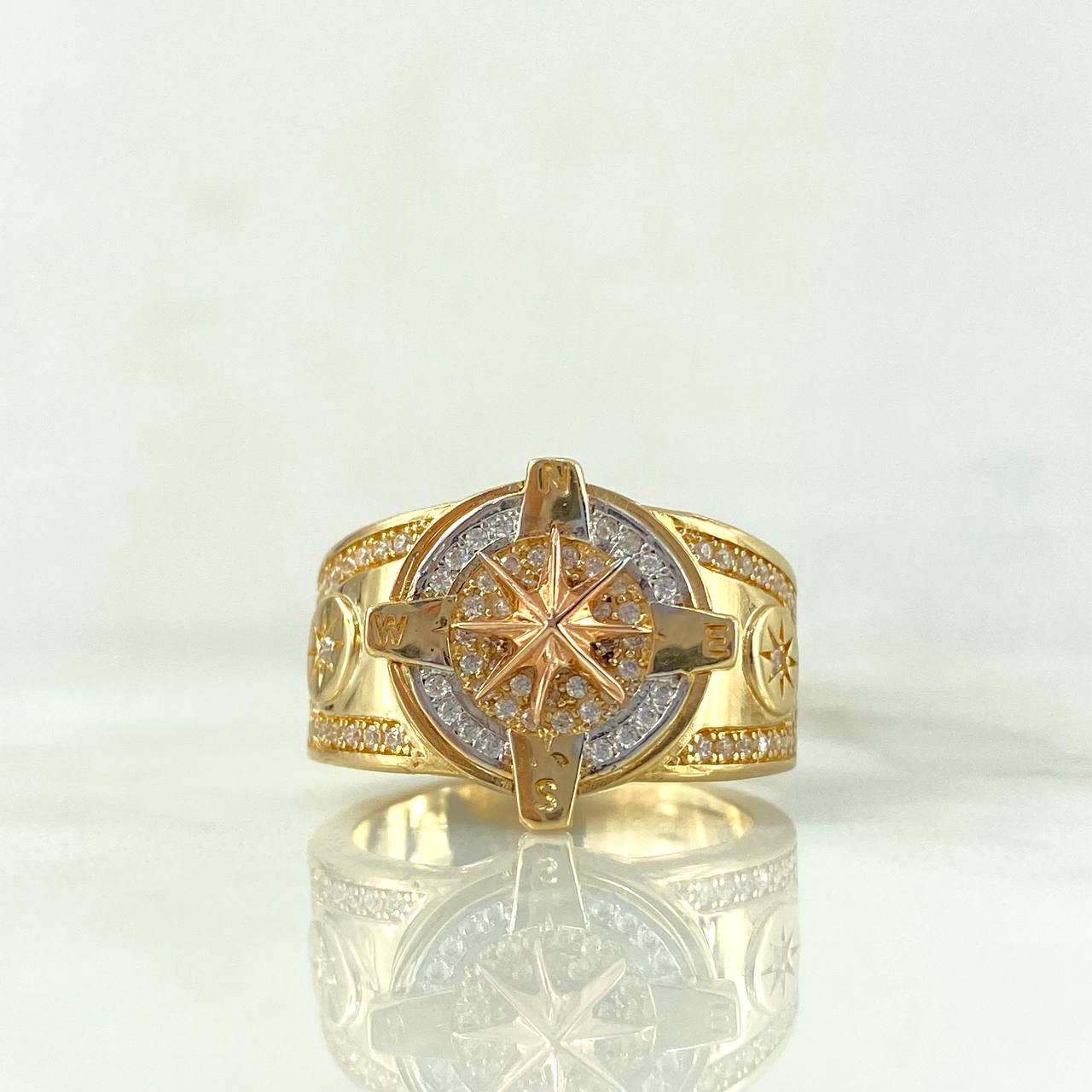 Anillo Estrella Cardinal 11.2gr / T9 1/2 / Circones Blancos Oro Amarillo *