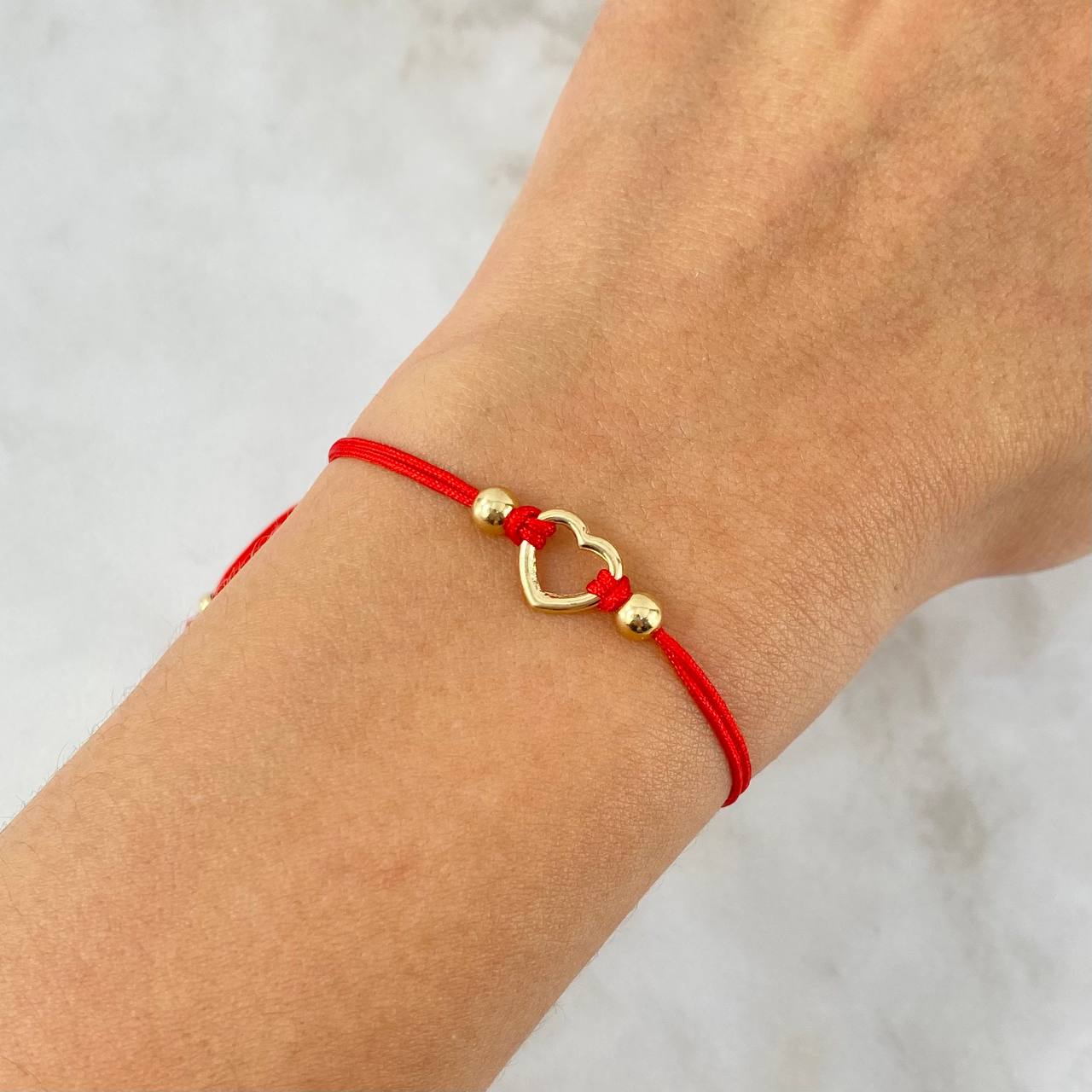 Pulsera Roja Corazon Silueta Sencillo 0.55gr / 4mm-3mm Bolas Lisas 4 und Oro Amarillo *