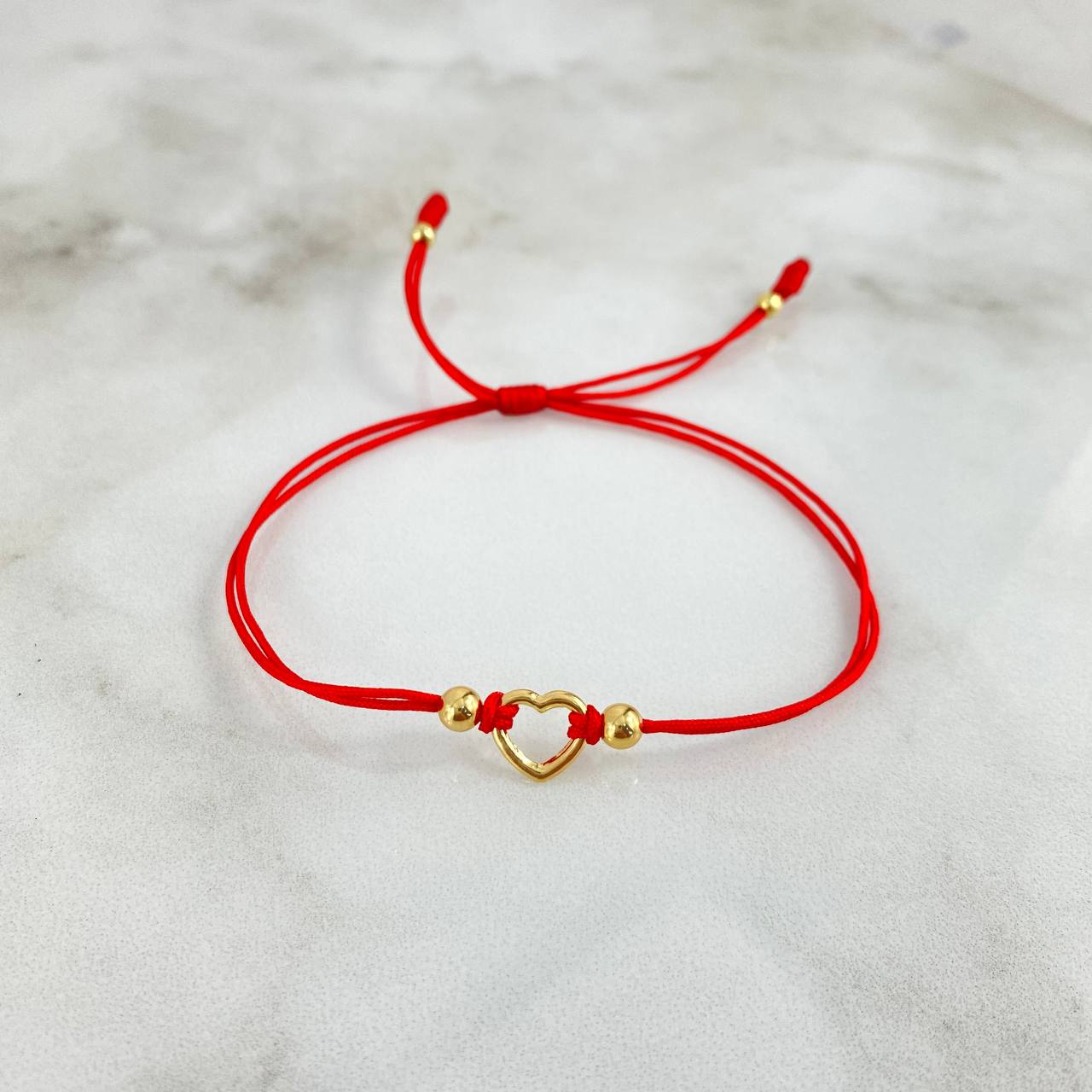 Pulsera Roja Corazon Silueta Sencillo 0.55gr / 4mm-3mm Bolas Lisas 4 und Oro Amarillo *