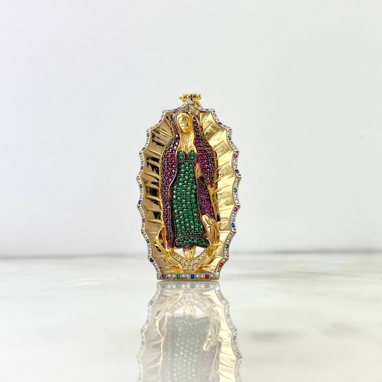 Dije Virgen Guadalupe 18gr / 6.4cm / Circones de Colores Dos Oros Amarillo Blanco