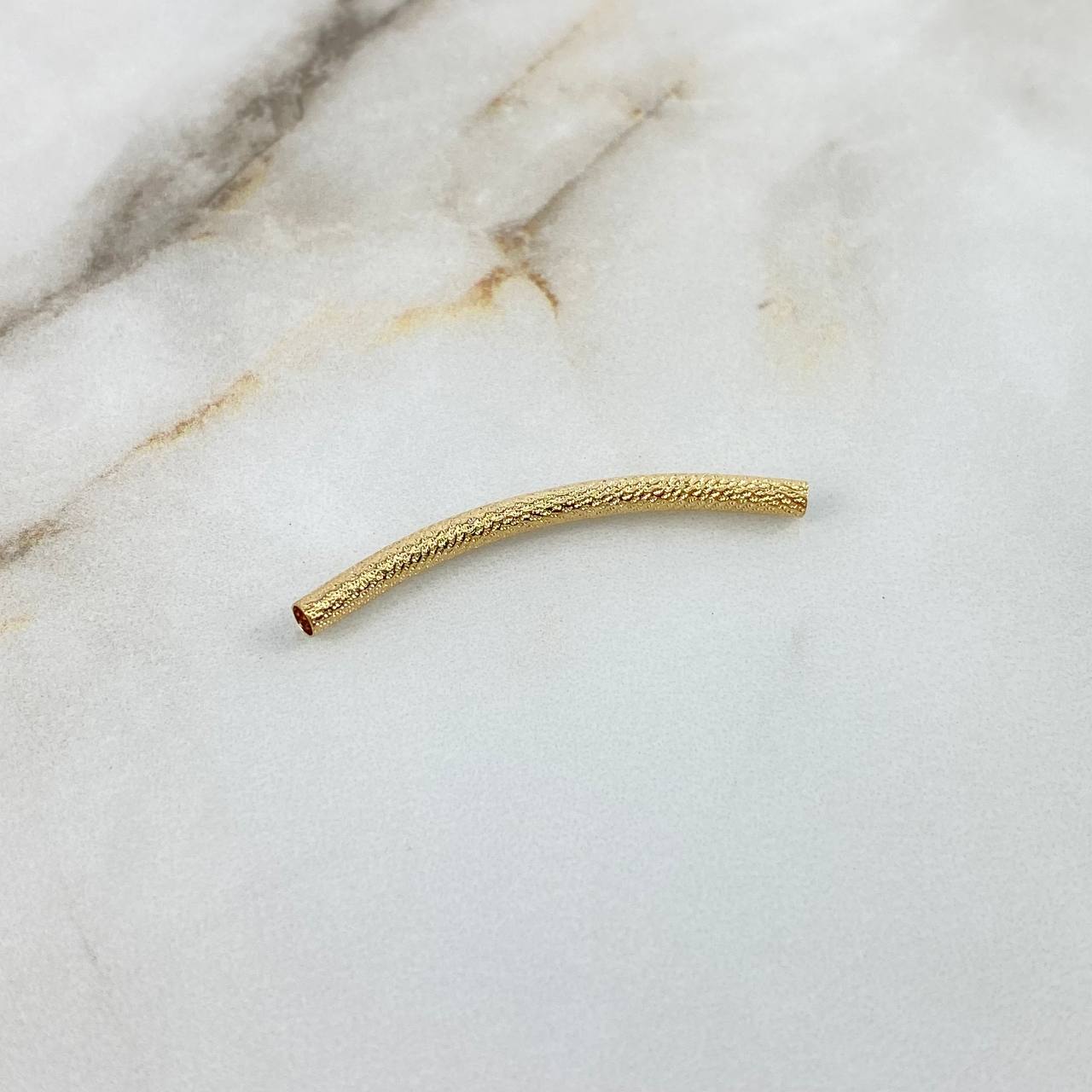 Herraje Tubular Escamado 0.8gr / 4cm / 3mm Oro Amarillo ©