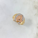 Anillo Heradura de Caballo 7.8gr / T9 / Circones Blancos Tres Oros