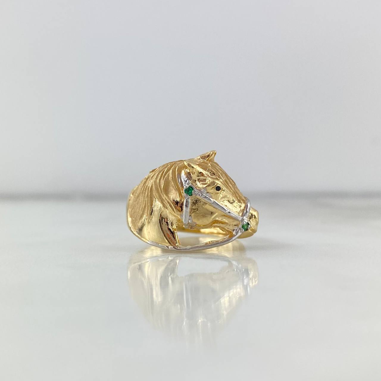 Anillo Caballo 5.1gr / T9 3/4 / Circones Verdes Dos Oros Amarillo Blanco