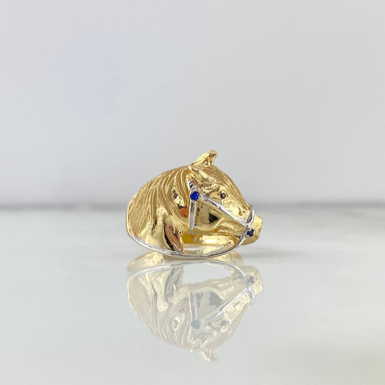 Anillo Caballo 4.15gr / T9 1/4 / Cricones Azules Dos Oros Amarillo Blanco