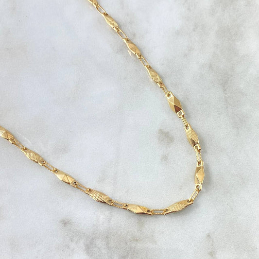 Cadena Rustica Ojiva Triangular 9.7gr / 60cm / 4.7mm Diamantada Oro Amarillo 18K