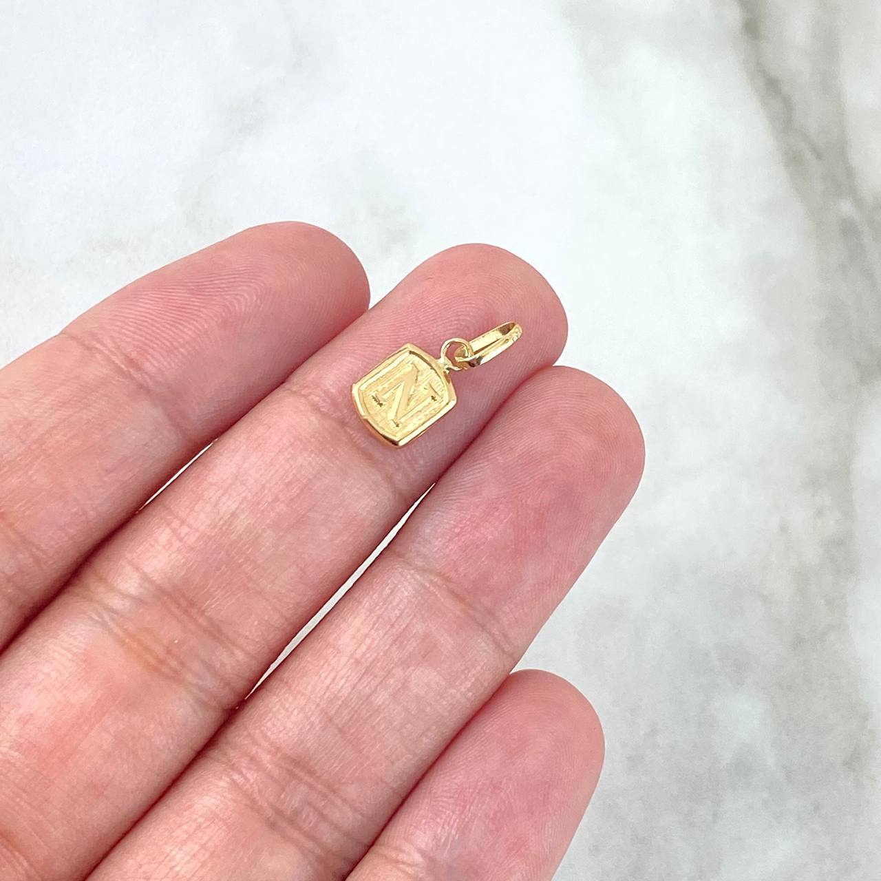 Dije Marco Letra N 0.35gr / Oro Amarillo