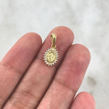 Dije Virgen Milagrosa 0.85gr / 1.5cm / Circones Blanco Oro Amarillo *