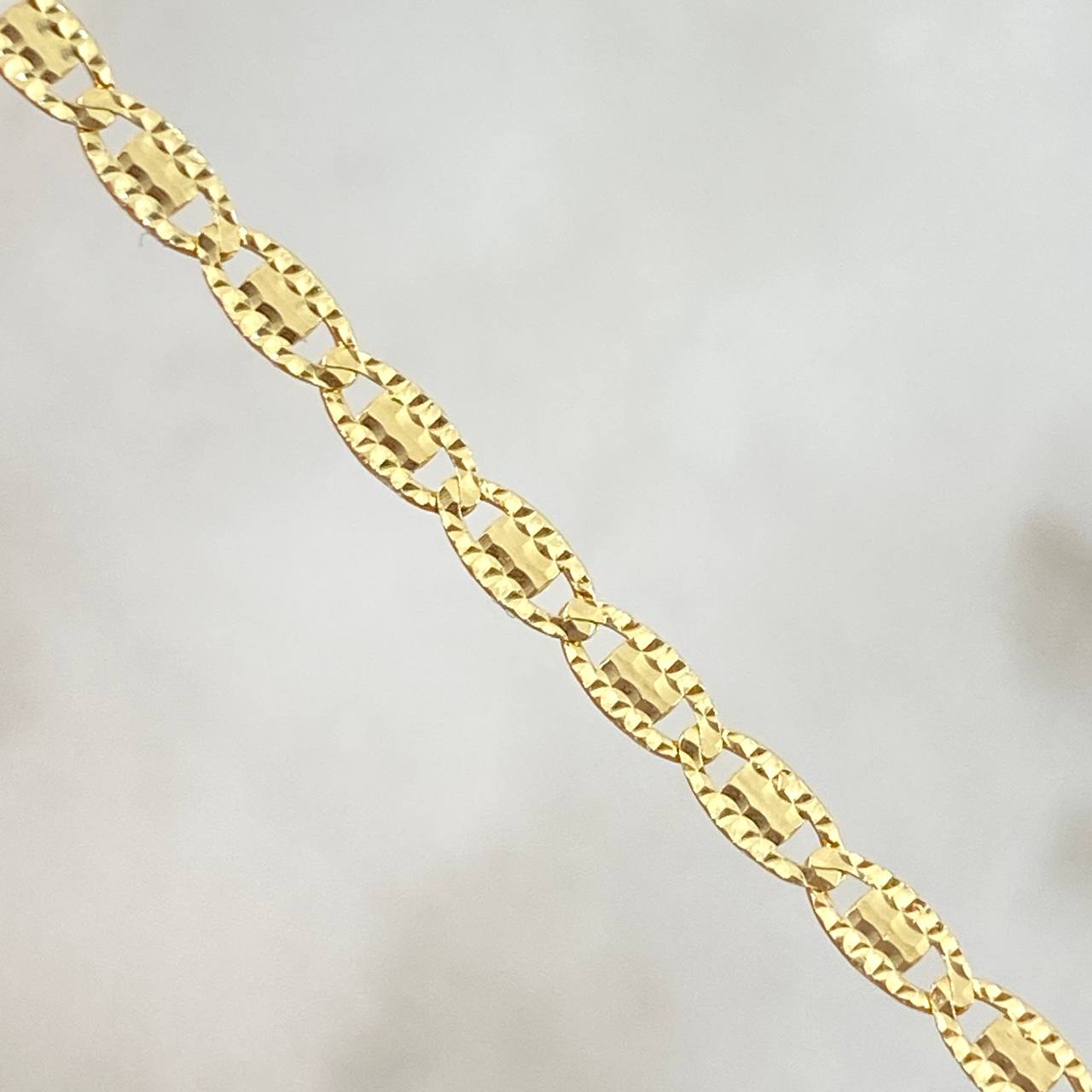 Cadena Escalera 3.05gr / 40cm / 2.4mm Diamantada Oro Amarillo +3