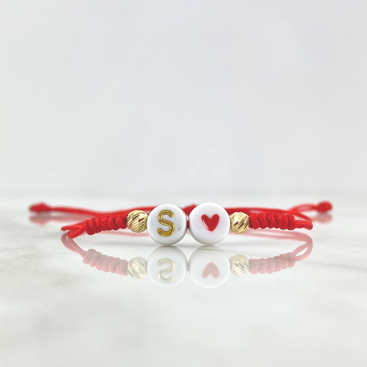 Pulsera Roja Letra S Corazon 0.3gr / 4mm Bolas Diamantadas 2 und Oro Amarillo *