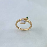 Anillo Corazón Ondeado 2.15gr / T6 1/4 / Circones Blancos-Verdes Dos Oros Amarillo Blanco