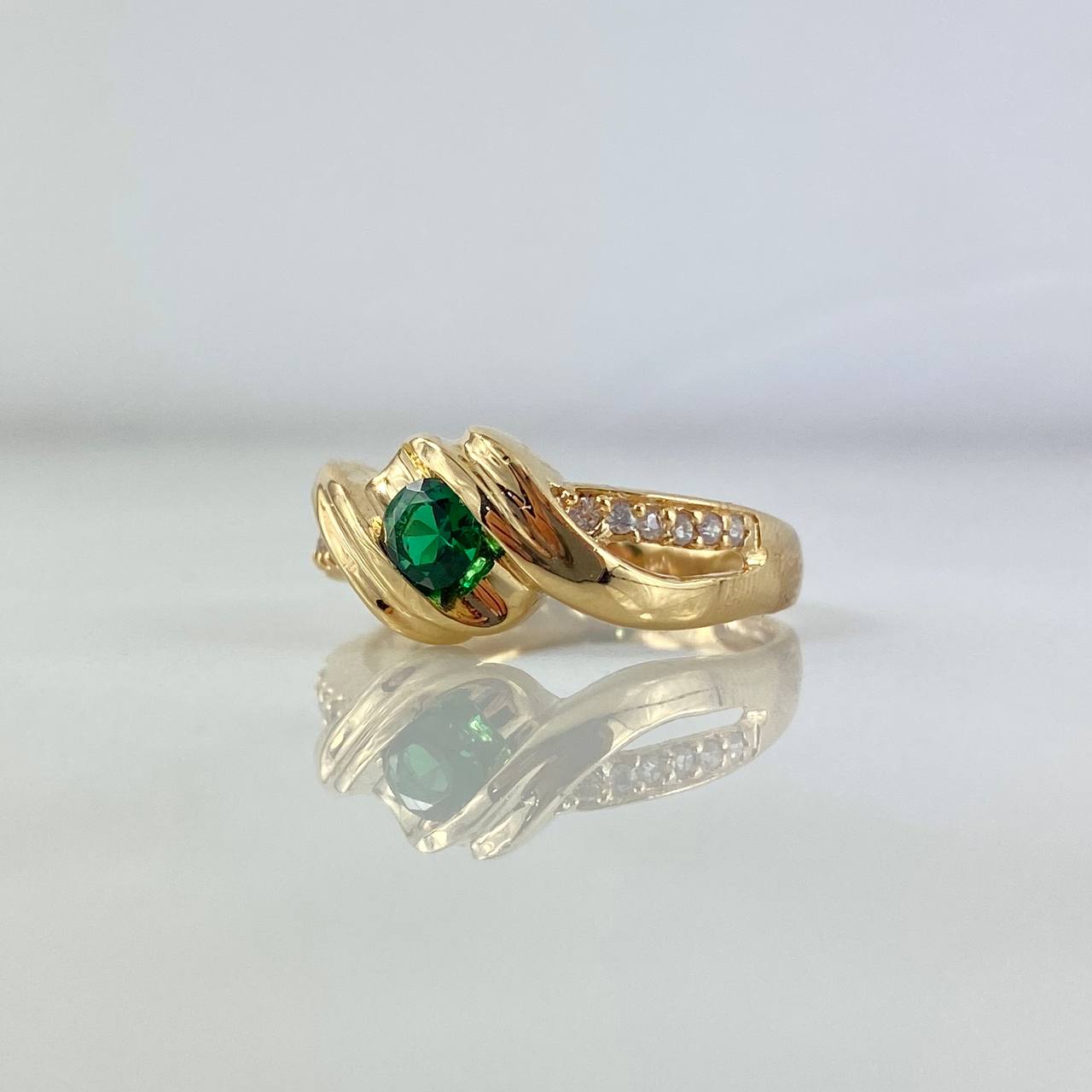 Anillo Vórtice 3.15gr / T5 3/4 / Circones Blancos-Verdes Oro Amarillo