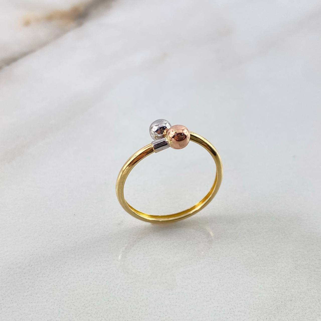 Anillo Tu y Yo 1.15gr / T8 3/4 / 4mm Bolas Tres Oros