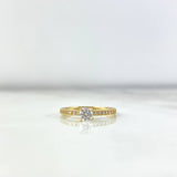 Anillo Churumbela 2.45gr / T7 1/2 / Circones Blancos Oro Amarillo