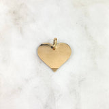 Dije Placa Corazón 2.4gr / 2.6cm / Rallado Oro Amarillo