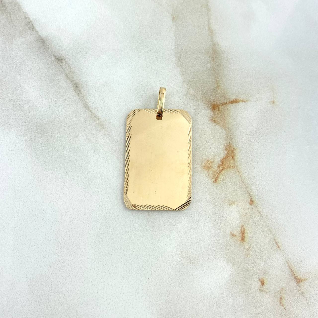 Dije Placa Rectangular 3.85gr / 3.5cm / Bordes Diamantados Oro Amarillo