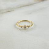 Anillo Lucero 0.95gr / T6 / Circones Blancos Oro Amarillo