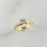 Anillo Solitario Corazones 1.75gr / T6 3/4 / Circones Blancos Oro Amarillo ©