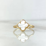 Anillo Trebol VCyA 1.55gr / T6 / Nacar Blanco Liso Oro Amarillo Nac.Esp. ©